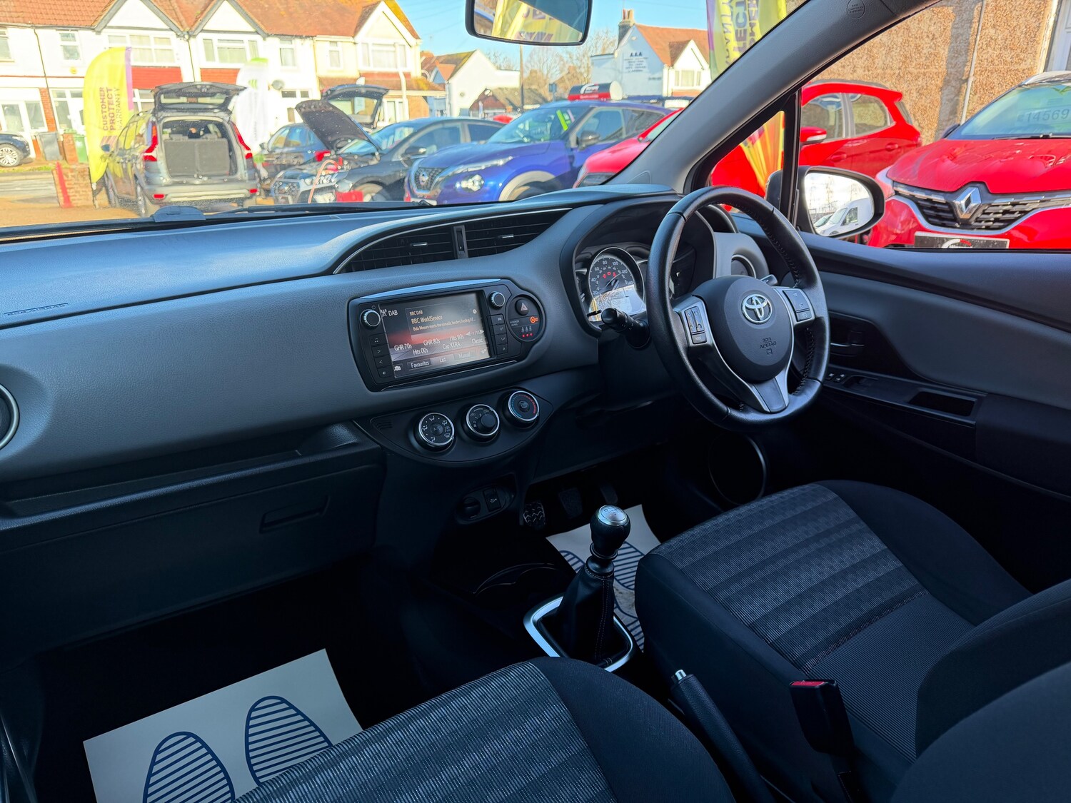 Used Toyota Yaris for sale - 77477089: Photo 16