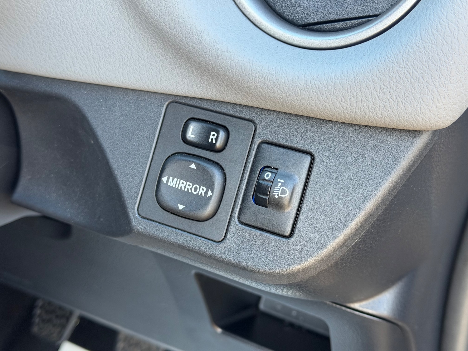 Used Toyota Yaris for sale - 77477089: Photo 22