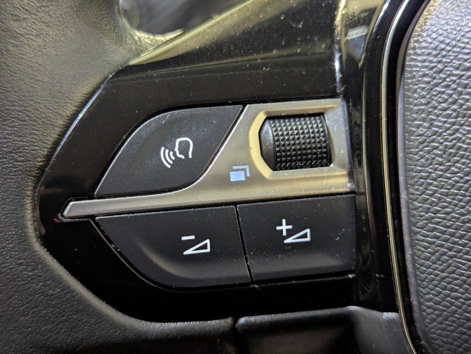 Used Peugeot 2008 2022 for sale - 77935458: Photo 16