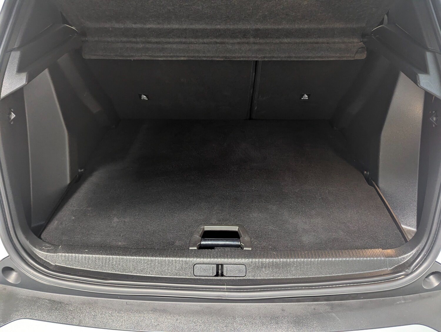 Used Peugeot 2008 2022 for sale - 77935458: Photo 9