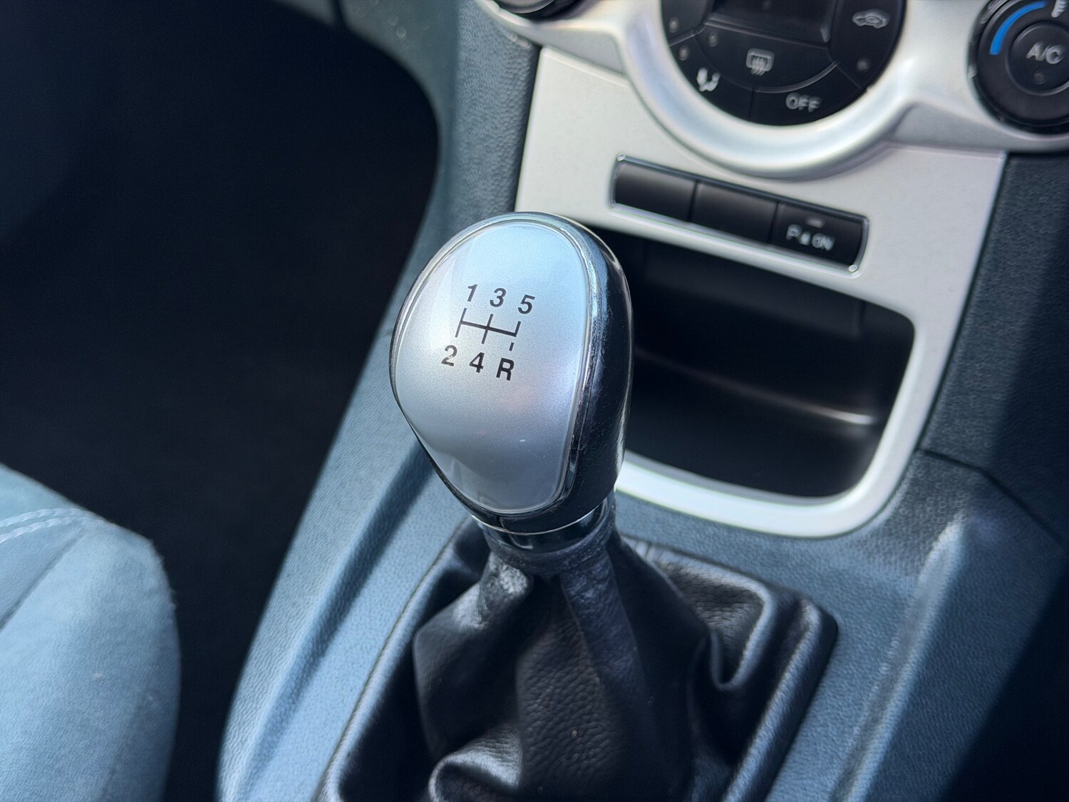 Used Ford Fiesta 2009 for sale - 77951675: Photo 34