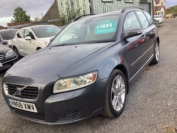 Used Volvo V50 2009 for sale - 75849483: Photo