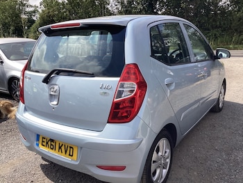 Used Hyundai i10 2011 for sale - 79246772: Photo