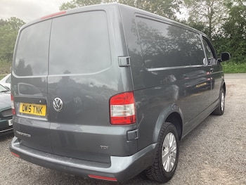 Used Volkswagen Transporter 2015 for sale - 78832508: Photo