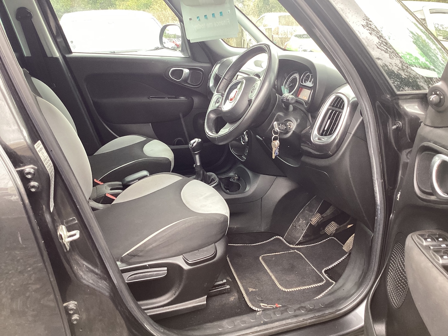 Used Fiat 500L 2014 for sale - 76171617: Photo 5