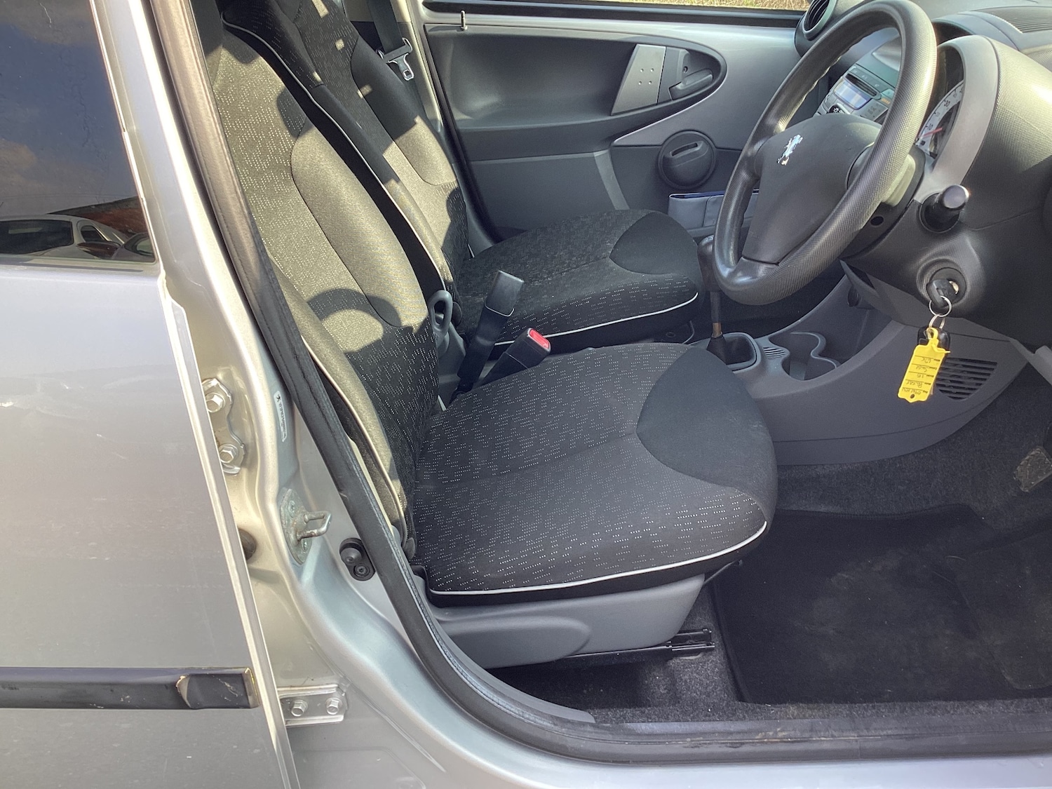 Used Peugeot 107 2011 for sale - 78212244: Photo 7