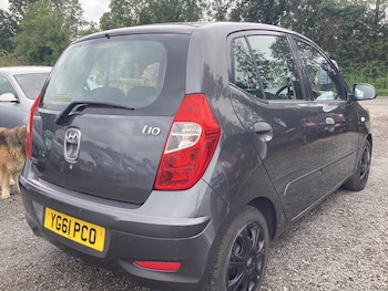 Used Hyundai i10 2011 for sale - 78926172: Photo