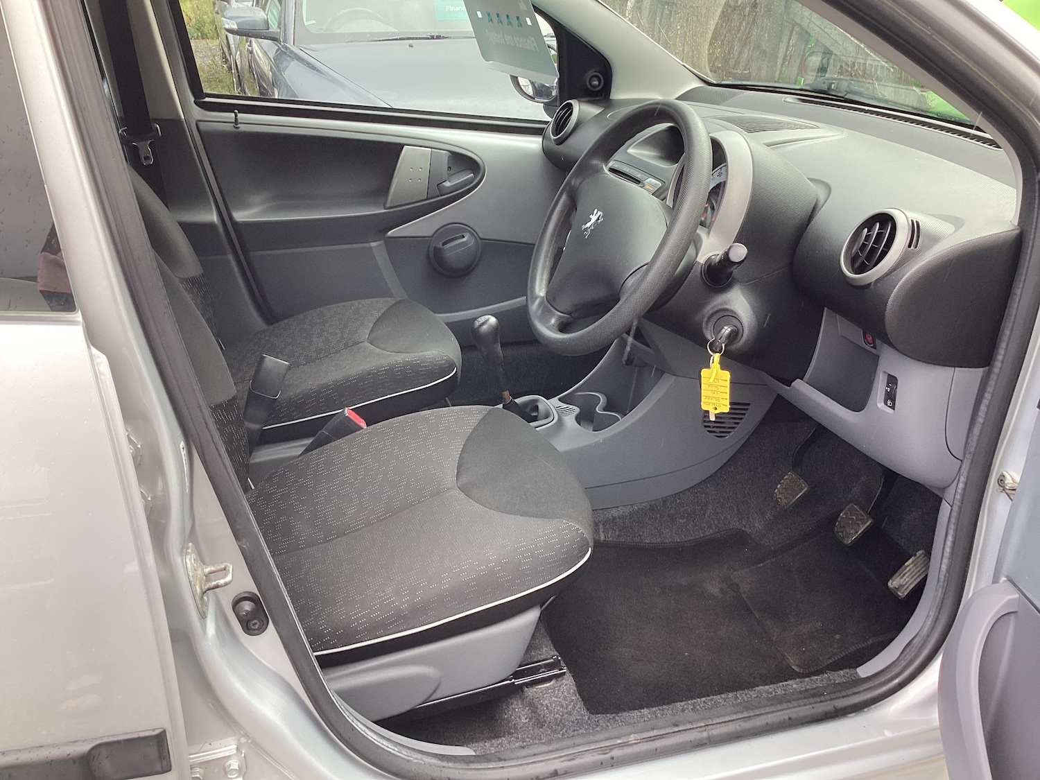 Used Peugeot 107 2011 for sale - 75945987: Photo 5
