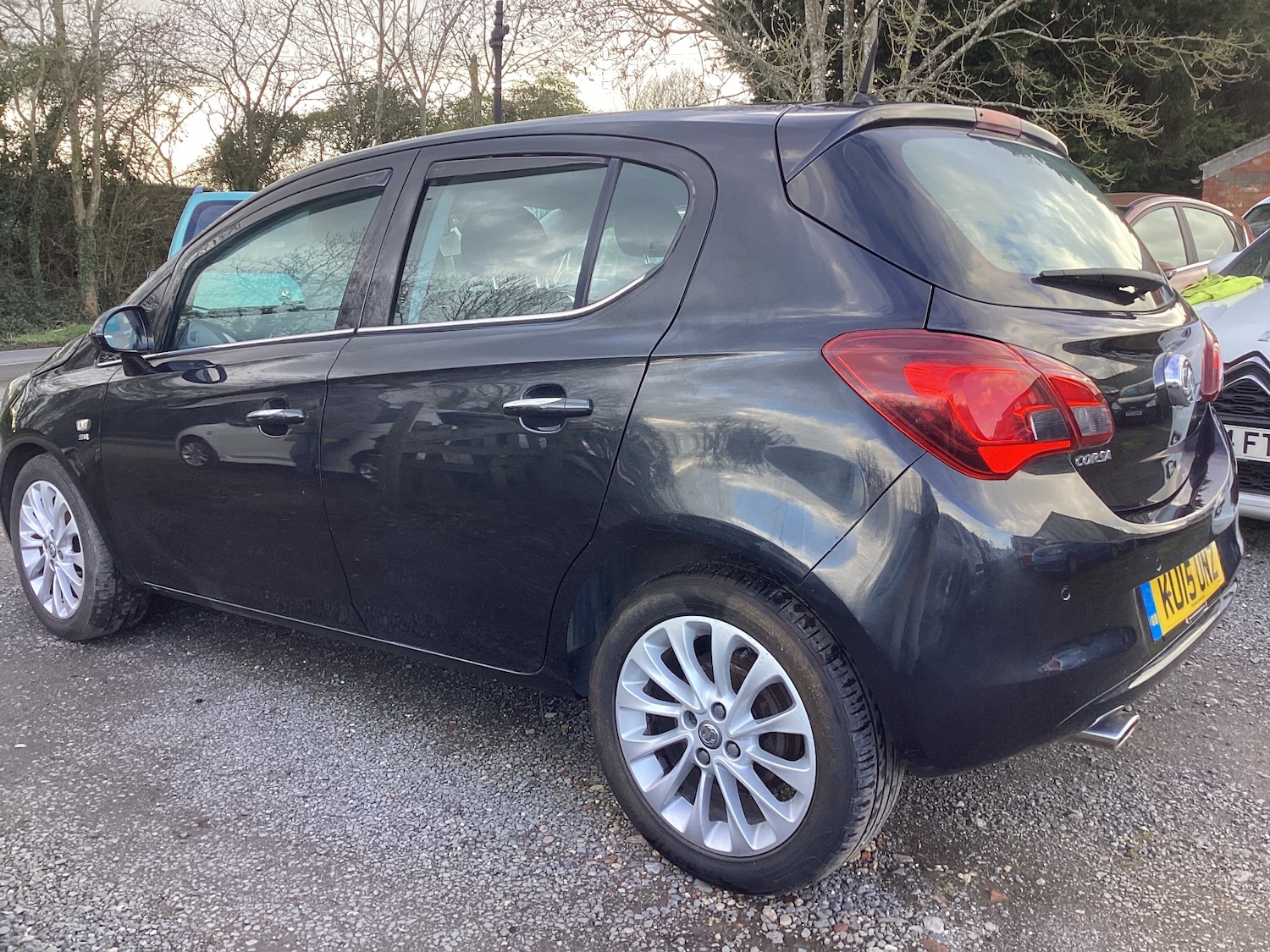 Used Vauxhall Corsa 2015 for sale - 77877637: Photo 3