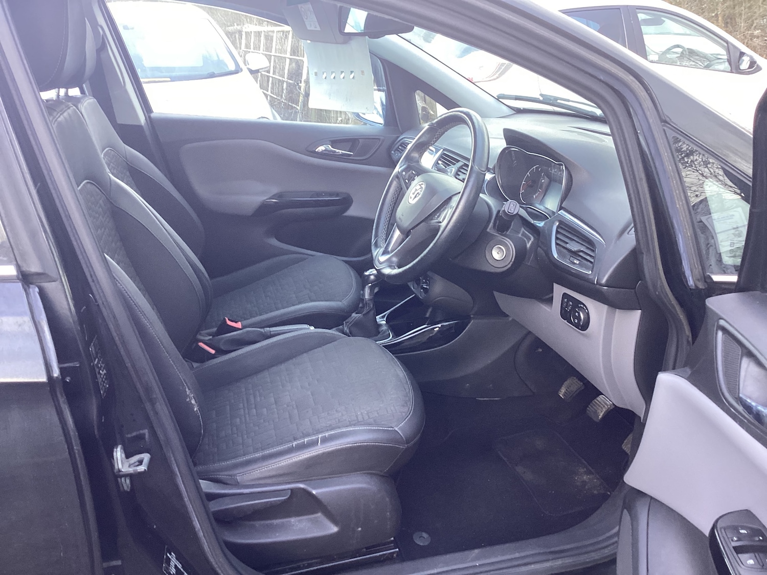 Used Vauxhall Corsa 2015 for sale - 77877637: Photo 5
