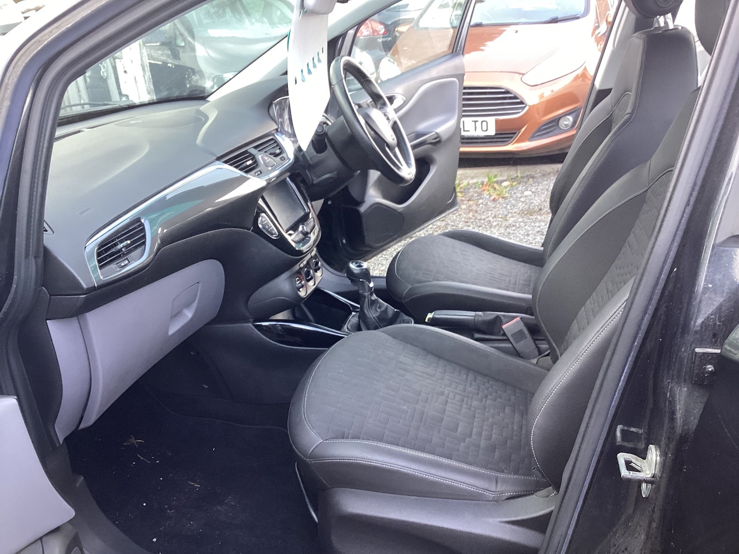 Used Vauxhall Corsa 2015 for sale - 77877637: Photo 9