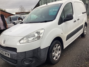 Used Peugeot Partner 2012 for sale - 76557133: Photo