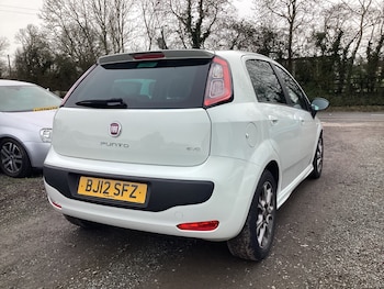 Used Fiat Punto Evo 2012 for sale - 77557206: Photo