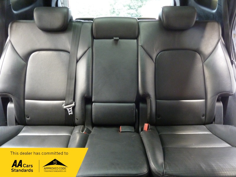 Used Hyundai Santa Fe 2013 for sale - 76986611: Photo 11