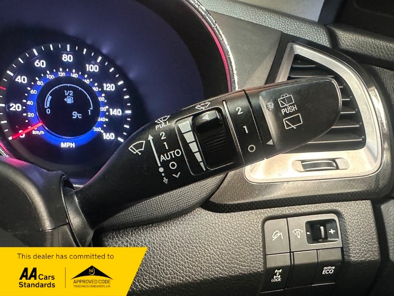 Used Hyundai Santa Fe 2013 for sale - 76986611: Photo 35