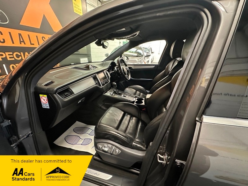 Used Porsche Macan 2014 for sale - 76520892: Photo 16