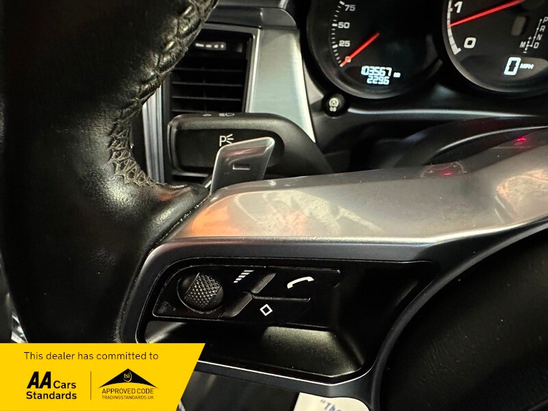 Used Porsche Macan 2014 for sale - 76520892: Photo 37