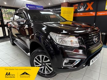 Used Nissan Navara 2016 for sale - 79785841: Photo