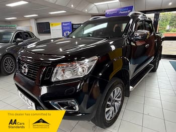 Used Nissan Navara 2016 for sale - 79785841: Photo