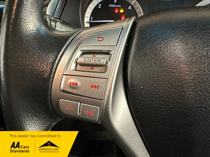 Used Nissan Navara 2018 for sale - 76643107: Photo 35