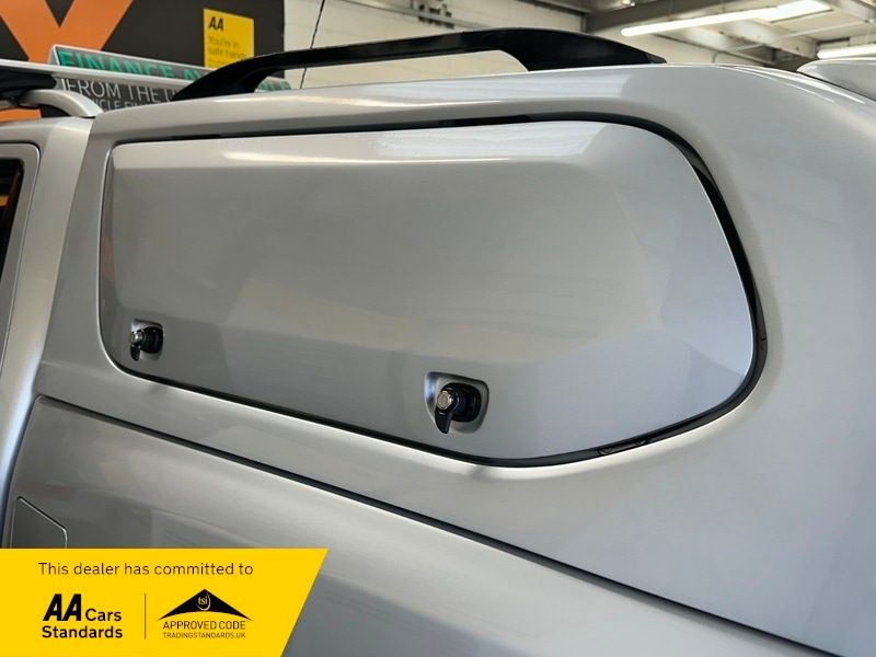 Used Nissan Navara 2018 for sale - 76643107: Photo 44