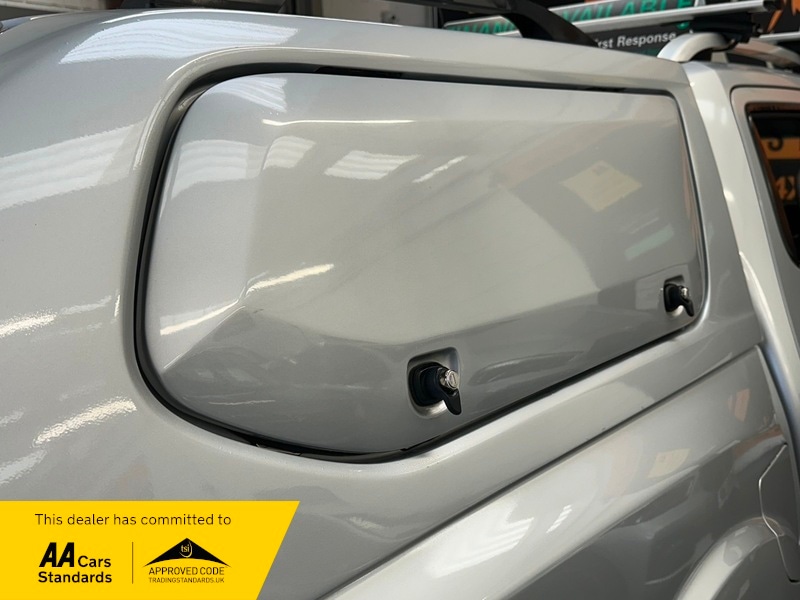 Used Nissan Navara 2018 for sale - 76643107: Photo 45