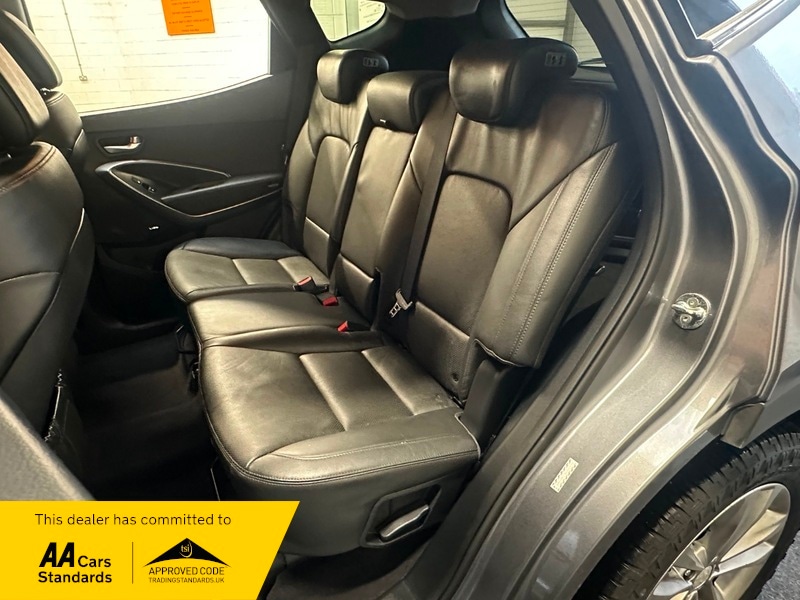 Used Hyundai Santa Fe 2016 for sale - 77096789: Photo 19