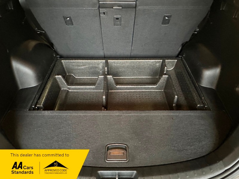 Used Hyundai Santa Fe 2016 for sale - 77096789: Photo 41