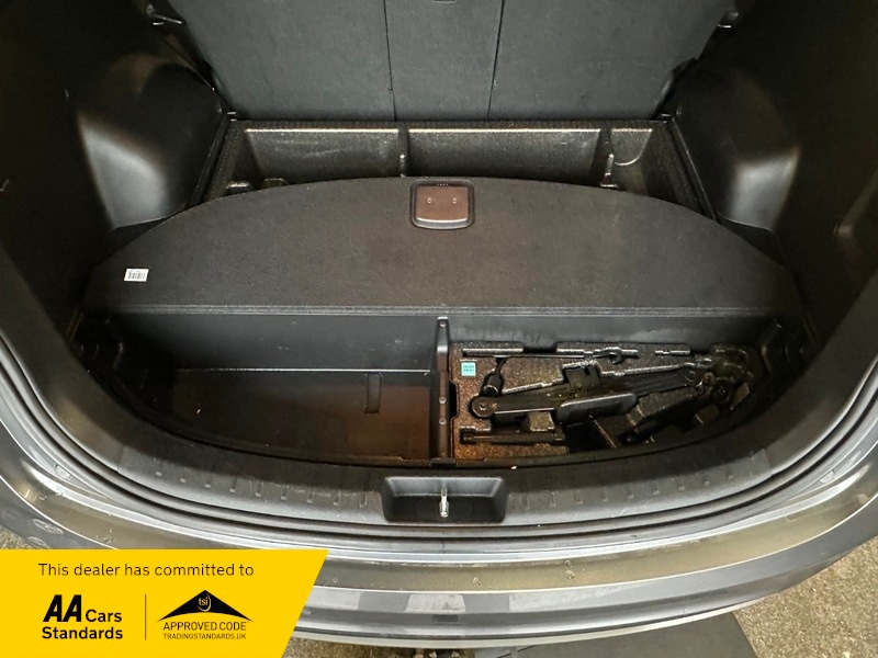 Used Hyundai Santa Fe 2016 for sale - 77096789: Photo 42