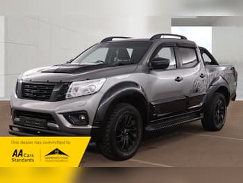 Used Nissan Navara 2017 for sale - 79785837: Photo