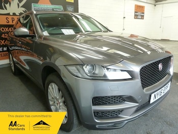 Used Jaguar F-Pace 2016 for sale - 78358753: Photo