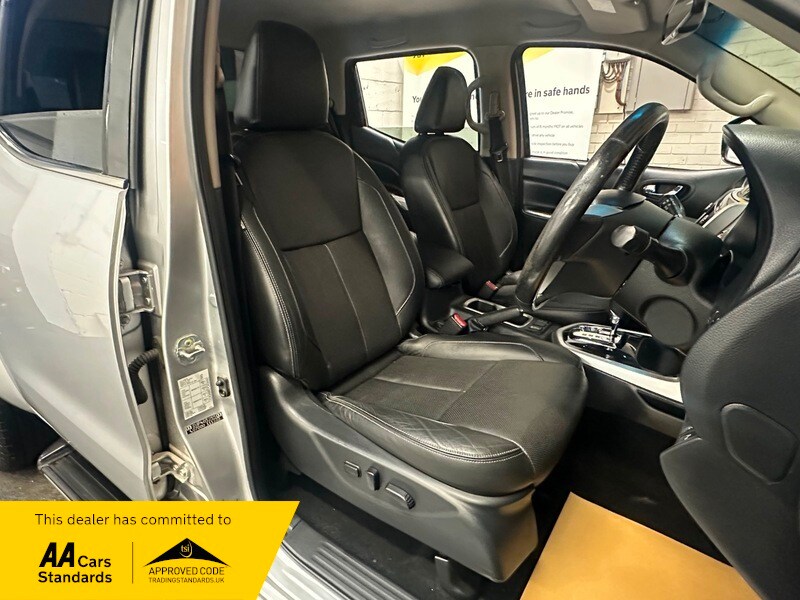 Used Nissan Navara 2017 for sale - 77423091: Photo 14