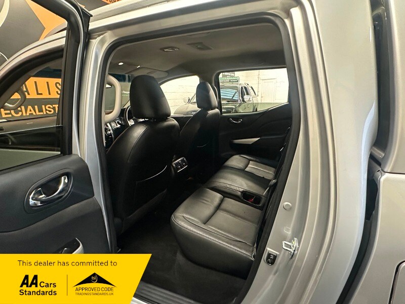 Used Nissan Navara 2017 for sale - 77423091: Photo 24