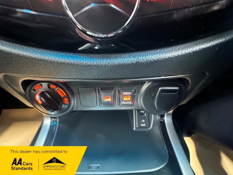 Used Nissan Navara 2017 for sale - 77423091: Photo 31