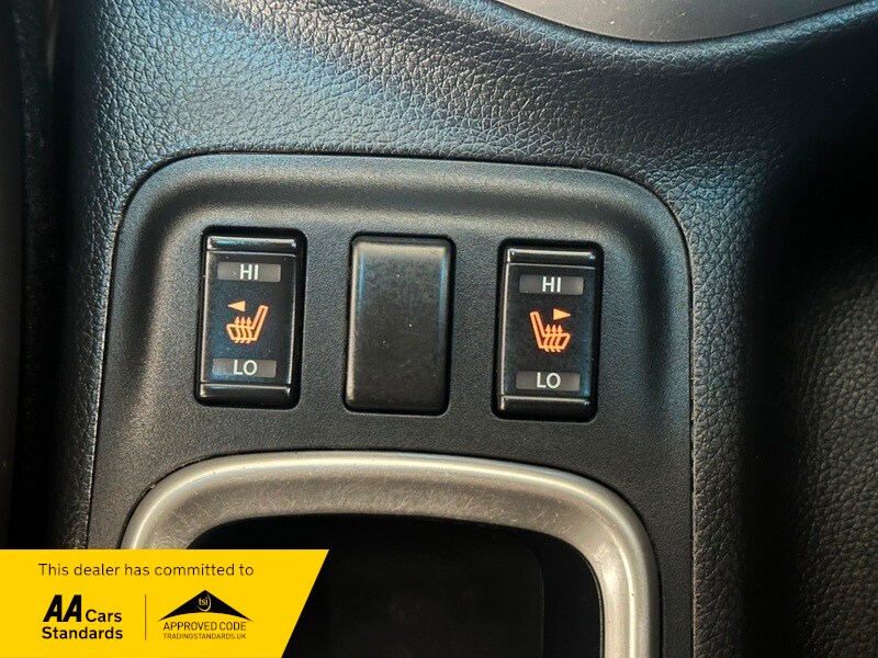 Used Nissan Navara 2017 for sale - 77423091: Photo 35