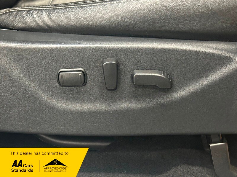 Used Nissan Navara 2017 for sale - 77423091: Photo 42