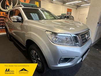 Used Nissan Navara 2017 for sale - 77423091: Photo