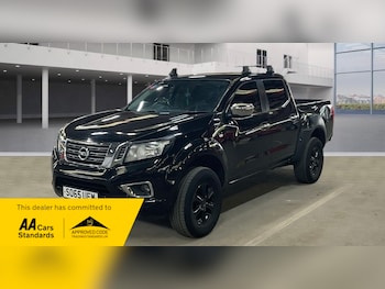 Used Nissan Navara 2016 for sale - 78300103: Photo