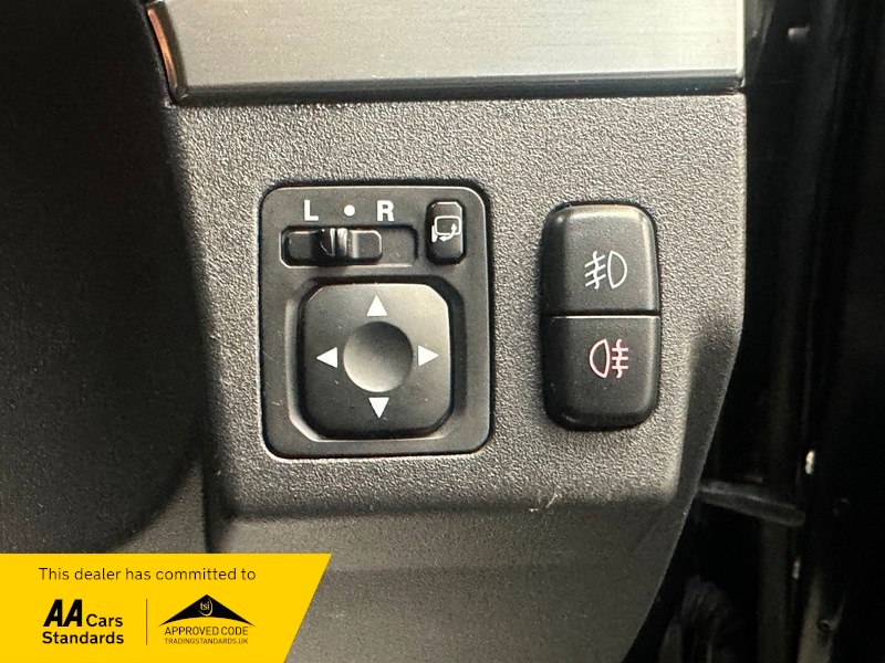 Used Mitsubishi Shogun 2016 for sale - 76407188: Photo 40