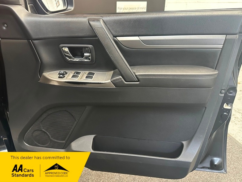 Used Mitsubishi Shogun 2016 for sale - 76407188: Photo 47