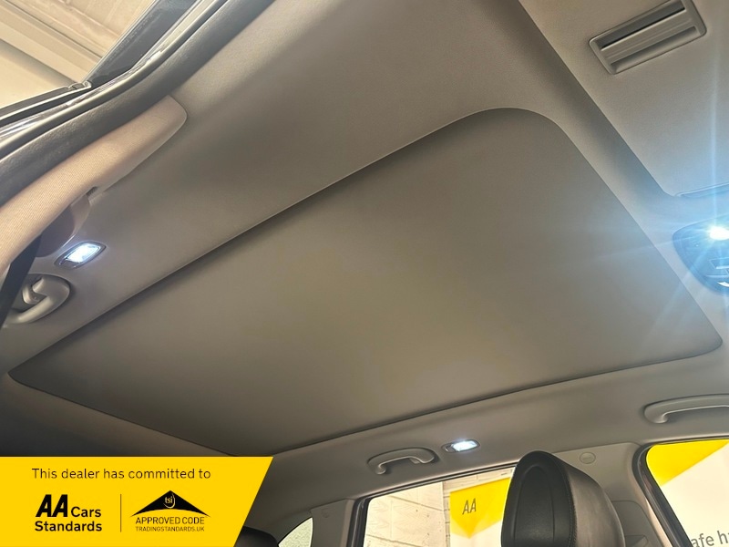 Used Kia Sorento 2015 for sale - 76784632: Photo 44