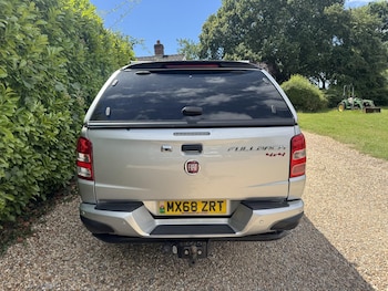 Used Fiat Fullback 2018 for sale - 79038964: Photo
