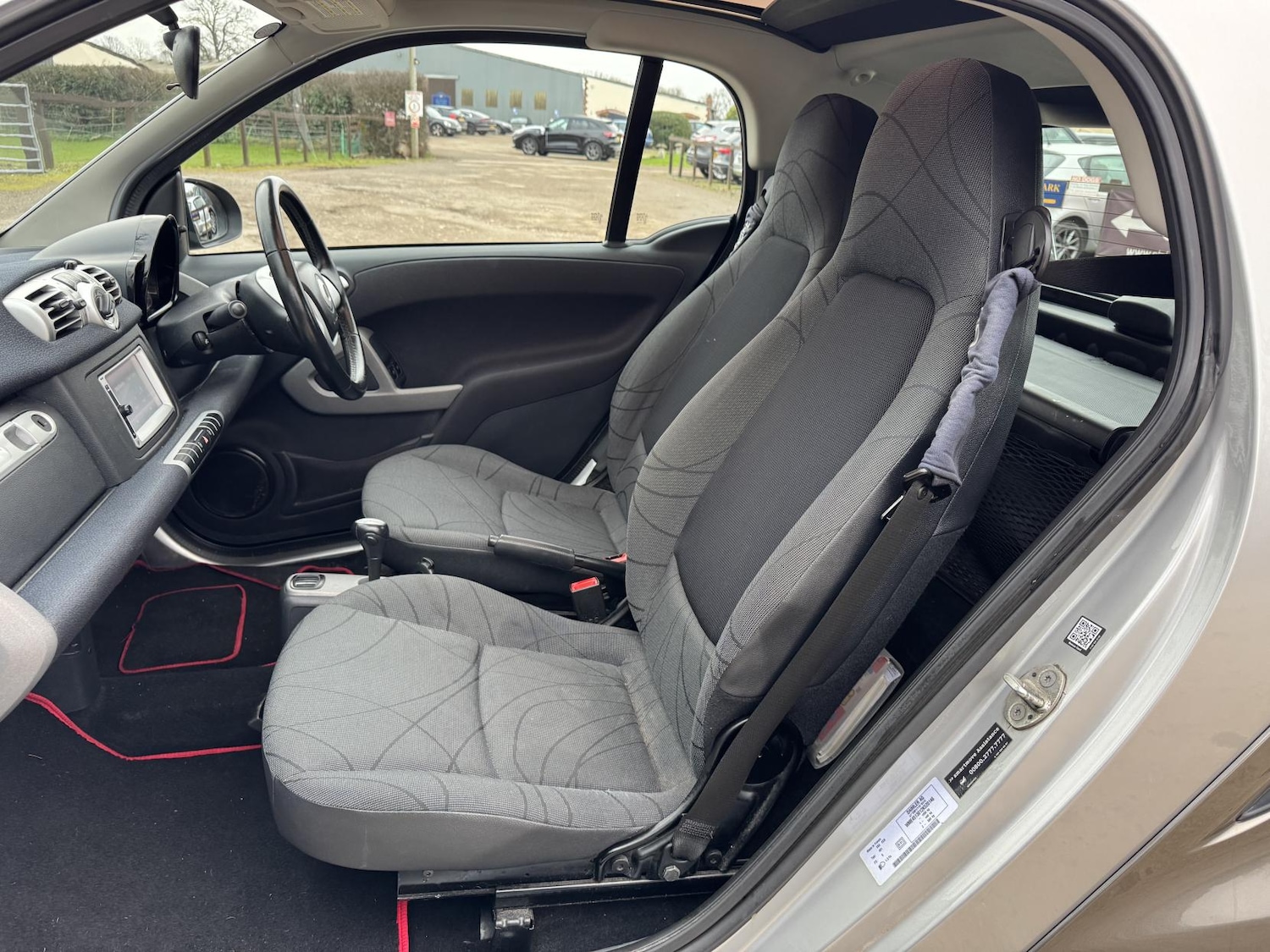 Used smart fortwo 2011 for sale - 77233730: Photo 18