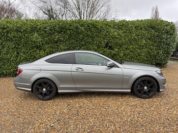 Used Mercedes-Benz C Class 2011 for sale - 77476637: Photo