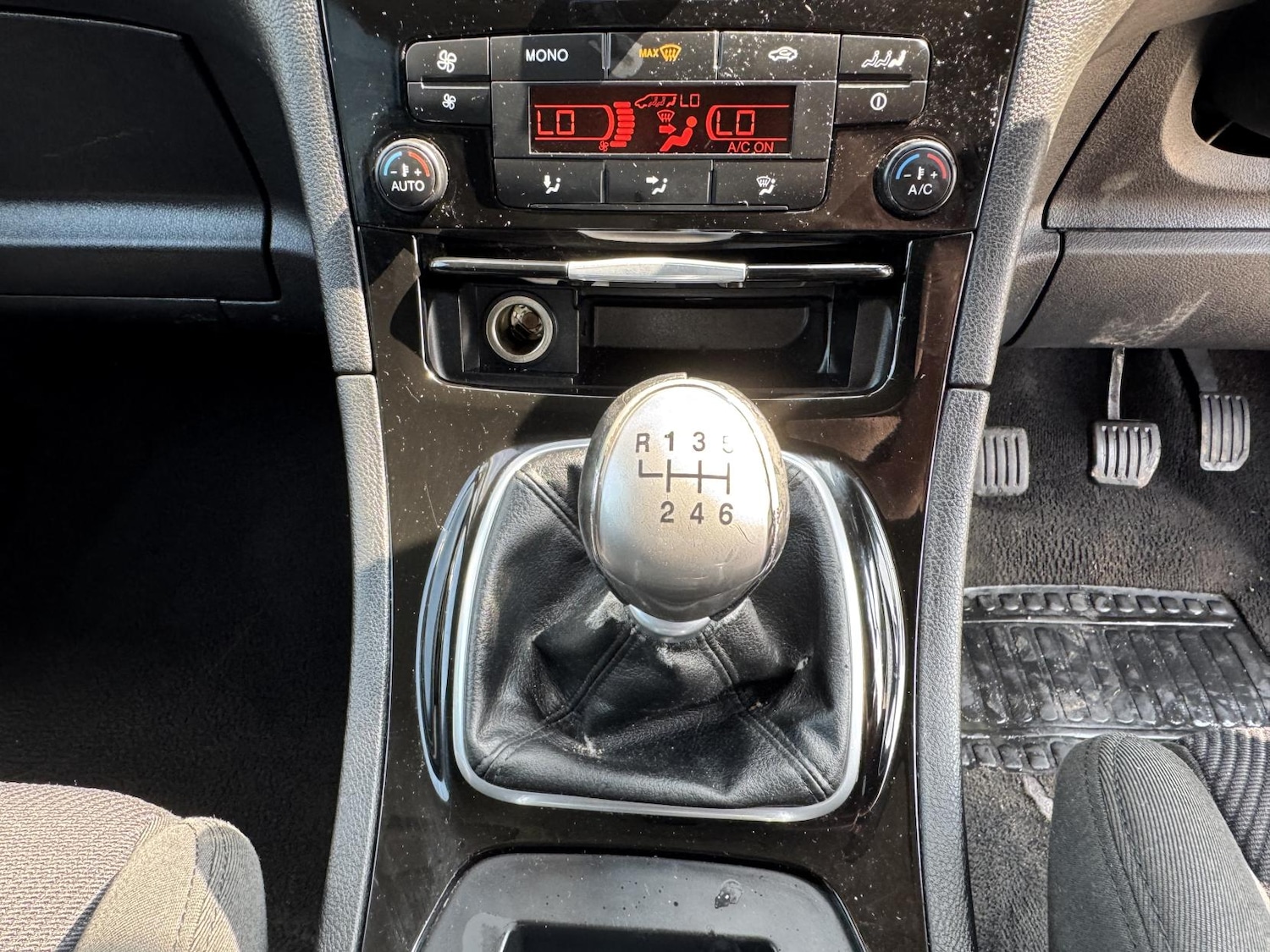 Used Ford Galaxy 2012 for sale - 76726213: Photo 17