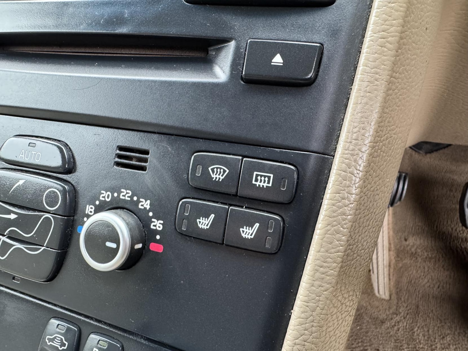 Used Volvo XC90 2006 for sale - 76726198: Photo 14