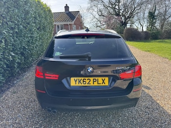 Used BMW 5 Series 2012 for sale - 77732741: Photo