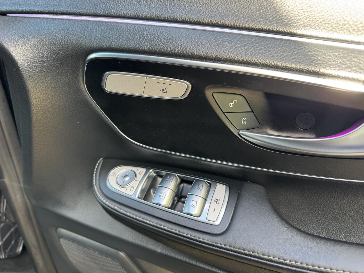 Used Mercedes-Benz V-Class 2022 for sale - 77891841: Photo 13