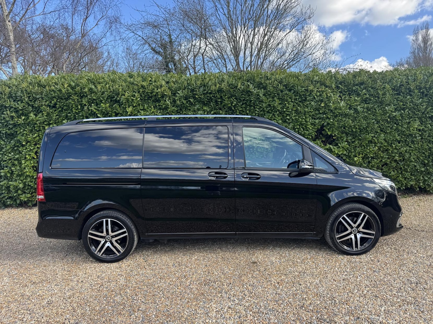 Used Mercedes-Benz V-Class 2022 for sale - 77891841: Photo 2