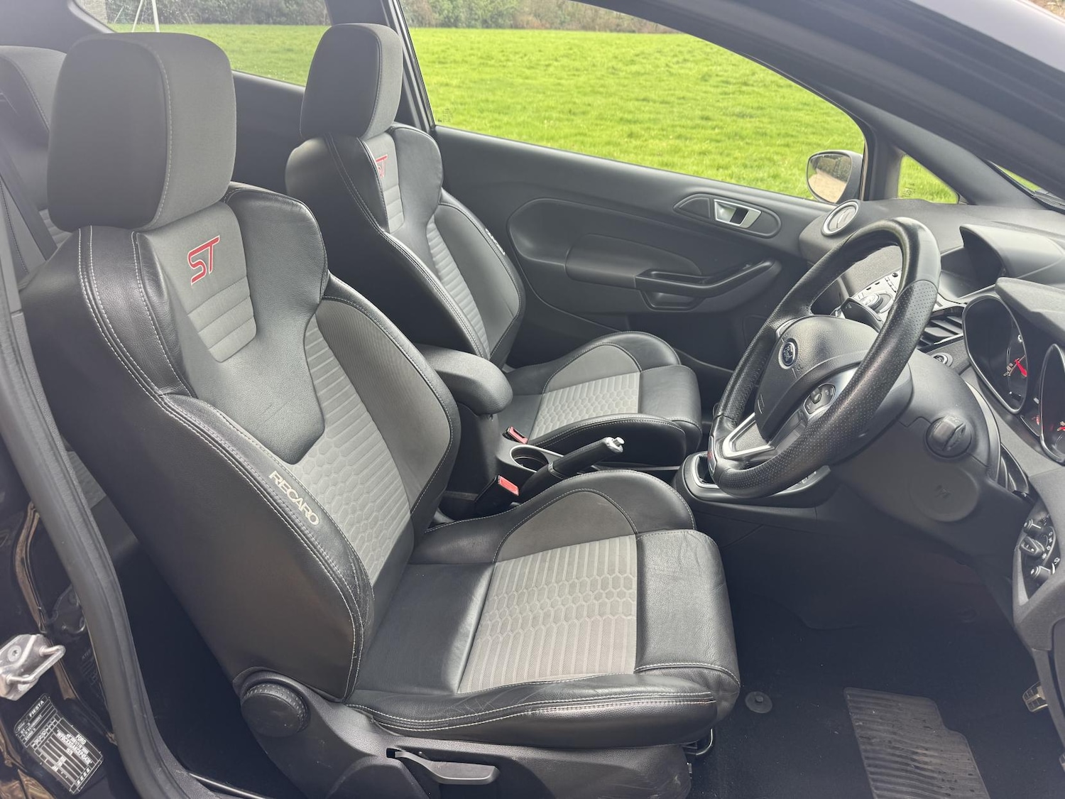 Used Ford Fiesta 2014 for sale - 77584971: Photo 9